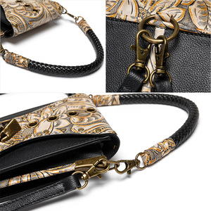 Mini borsa americana per cellulare retrò con rivetti in rilievo piccola borsa Tote a spalla singola in pelle di vacchetta - Product Image 6