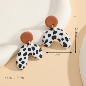 ต่างหูระย้ายาวทำจากเซรามิกอ่อนนุ่มรูปทรงเรขาคณิตดินเหนียวสไตล์แฟชั่นฤดูร้อนชายหาดวันหยุดฤดูร้อน - Product Image 6