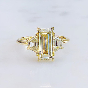 Bague géométrique créative en cuivre avec diamant de laboratoire pour femme, style mariage, bijou de doigt tendance - Product Image 1