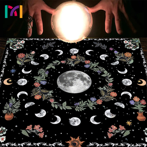 Tela de <span class=keywords><strong>Tarot</strong></span> <span class=keywords><strong>Sol</strong></span> y <span class=keywords><strong>Luna</strong></span> Meditación Tela de algodón Tela superior Cuadrado Negro Oro <span class=keywords><strong>Tarot</strong></span> Spread - Product Image 1
