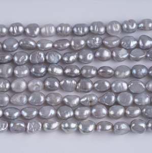 <span class=keywords><strong>Perlas</strong></span> Barrocas Grises <span class=keywords><strong>de</strong></span> Agua Dulce Sueltas <span class=keywords><strong>de</strong></span> 5-6mm, Hilo <span class=keywords><strong>de</strong></span> <span class=keywords><strong>Perlas</strong></span> <span class=keywords><strong>de</strong></span> 18cm <span class=keywords><strong>de</strong></span> Largo para la Fabricación <span class=keywords><strong>de</strong></span> Joyería, <span class=keywords><strong>Precio</strong></span> <span class=keywords><strong>de</strong></span> Fábrica al por Mayor - Product Image 5