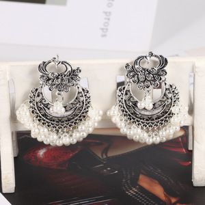 Exagéré rétro ethnique tourmente Sémitique sculpté boucles d'oreilles style indien alliage perle pendentif gland boucles d'oreilles - Product Image 6