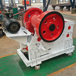 Installation de concassage à mâchoires à prix bas pour l'or, le minerai de fer, l'andésite, le basalte, le ballast, le béton, le quartz, les galets, la barite et la pierre - Product Image 3