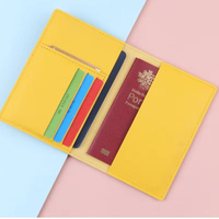 Accessoires de voyage, housse de passeport en PU couleur bonbon, vente en gros, cuir, plusieurs emplacements pour cartes, porte-passeport avec logo personnalisé