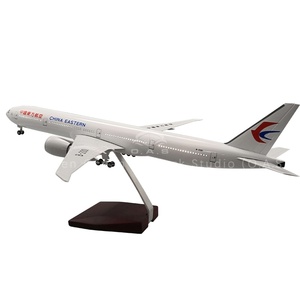 飞机模型礼品 1:157 比例模型飞机 777 中国东方航空 47 厘米 波音模型飞机 - Product Image 1