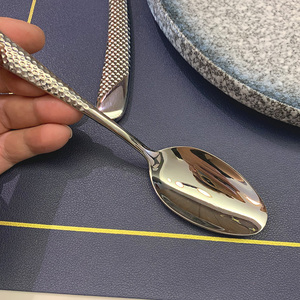 DF BC Fashion Nouveauté Spéciale – Couverts en Acier Inoxydable à Manche Martelé : Couteau de Table, Couteau à Steak, Fourchettes de Table, Fourchettes à Dessert – Personnalisables - Product Image 5