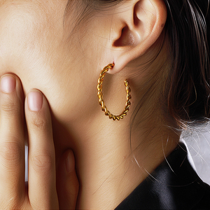BAOYAN-pendientes de aro de acero inoxidable chapado en oro de 18k, joyería Huggies de mariposa - Product Image 4