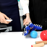 Ai Care Glove Dispositif médical de réadaptation en cas d'accident vasculaire cérébral pour tous les âges Traitement des troubles de la mobilité articulaire Équipement de réadaptation