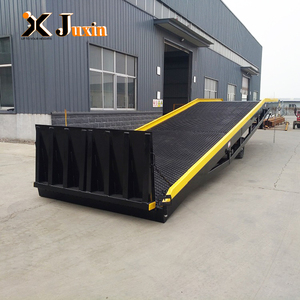 <span class=keywords><strong>Pont</strong></span> d'embarquement <span class=keywords><strong>mobile</strong></span> <span class=keywords><strong>de</strong></span> déchargement hydraulique <span class=keywords><strong>de</strong></span> rampe <span class=keywords><strong>de</strong></span> quai pliable pour les tables élévatrices <span class=keywords><strong>de</strong></span> chargement <span class=keywords><strong>de</strong></span> conteneurs avec ce - Product Image 6