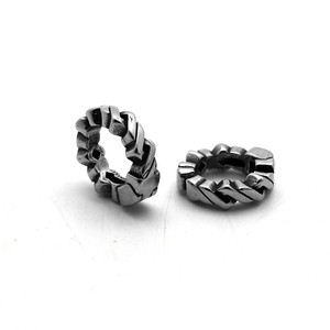 Pendientes con clip yunnique, geométricos, de acero y titanio, unisex, estilo punk, joyería de moda - Product Image 2