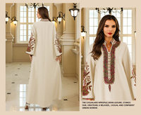 Robe élégante brodée en polyester pour femmes musulmanes du Moyen-Orient, robe de soirée longue à manches longues légère pour femmes arabes, robe d'automne de luxe