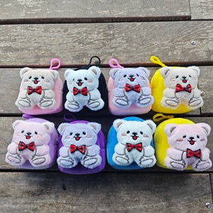 2026 새로운 디자인 귀여운 만화 리본 곰 인형 부드러운 플러시 키체인 동전 지갑 가방 참 스쿨백 펜던트 대량 판촉 선물 - Product Image 2