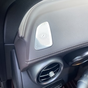 Cubierta para el Tablero de Mercedes-Benz, Rejilla de Ventilación de Acero Inoxidable Plateado y Negro, Juego de 2 Piezas, Modificación Interior de Lujo - Product Image 1