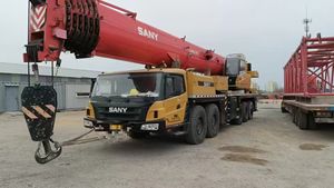 Grue tout terrain SANY 100t Stc1000c5-8 UTILISÉE CONDITION SANY STC1000c7 SAC1300T2 Stc550c5-8 Stc800t6 Stc800t5 Grues Stc500c5-8 - Product Image 4