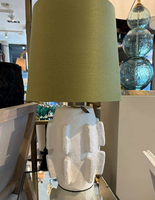 Lampe de table en céramique sculptée texturée faite à la main, moderne, blanche, pour chambre à coucher, chevet, salon, éclairage décoratif pour la maison