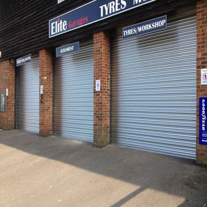 <span class=keywords><strong>Porte</strong></span> <span class=keywords><strong>de</strong></span> <span class=keywords><strong>garage</strong></span> en acier à <span class=keywords><strong>enroulement</strong></span> manuel ou électrique, volet roulant métallique, <span class=keywords><strong>prix</strong></span> - Product Image 3
