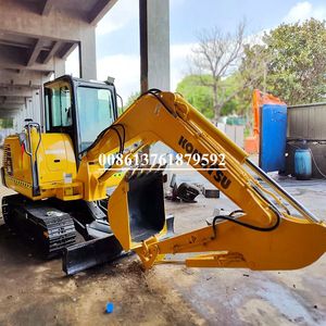 Mini pelleteuse d'occasion 5 tonnes 6 tonnes vente par le propriétaire petite pelleteuse d'occasion komatsu pc56 prix - Product Image 2