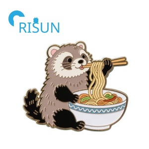 Épingles en métal émaillé hermine vison animaux épingles en métal loutre <span class=keywords><strong>belette</strong></span> émail épinglette broche personnalisé masqué animal furet émail épingle insigne - Product Image 4