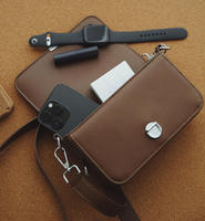 Sac messager classique en PU léger et portable pour homme, avec fermoir en D, couleur unie, à rabat, sac bandoulière pour le travail quotidien et les loisirs