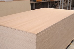 Panel de Madera Contrachapada Revestida con Chapa de Madera de Roble Blanco de Grado Mueble, Superficie Lisa y Lijada, Tablero Decorativo Hecho en Vietnam - Product Image 2