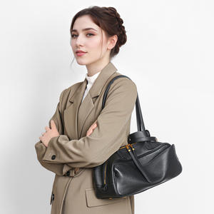 Bolso Boston de Lujo de Primera Calidad en Piel Vacuna, Bolso de Hombro Simple y Moderno para Otoño Invierno - Product Image 2