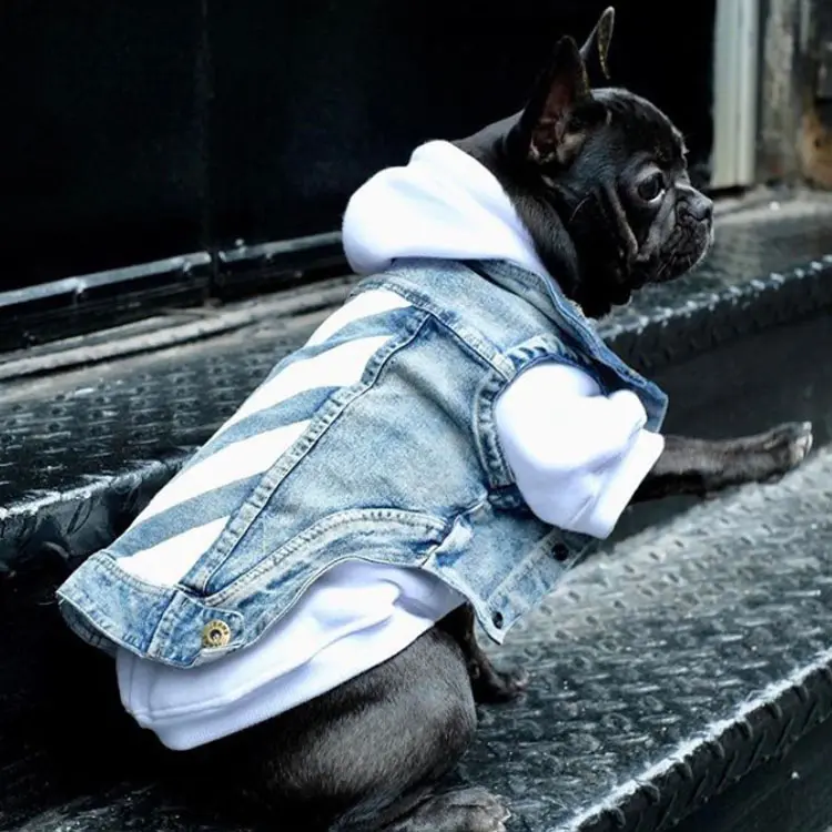 人気のハンサムな犬のジーンズジャケットロンパースジーンズベストストラップ付きペットカウボーイベスト犬の服