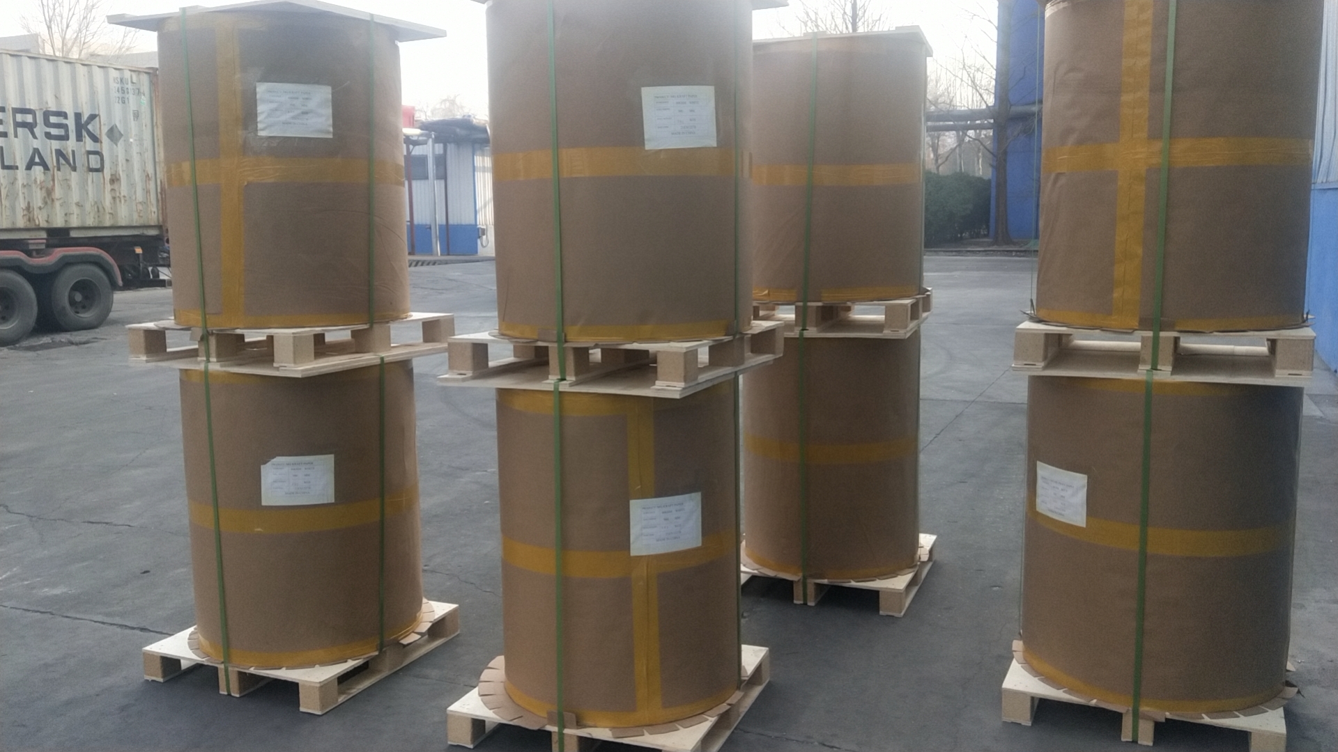 black kraft paper roll 40gsm