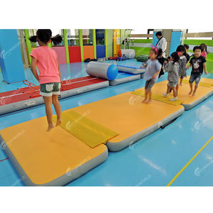 Toboggan extérieur en PVC pour enfants Terrain <span class=keywords><strong>de</strong></span> jeu Mur d'escalade Mur d'escalade gonflable Parcours d'obstacles Mur d'escalade - Product Image 5