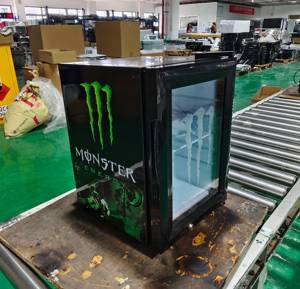 El Más Popular en 2026: Refrigerador <span class=keywords><strong>Coca</strong></span>-<span class=keywords><strong>Cola</strong></span>, Mini Nevera para Bebidas Energéticas <span class=keywords><strong>Monster</strong></span>, Enfriador de Bebidas - Product Image 3