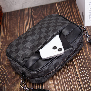 Bolso bandolera de cuero PU con estampado coreano de lujo para hombre - Product Image 6