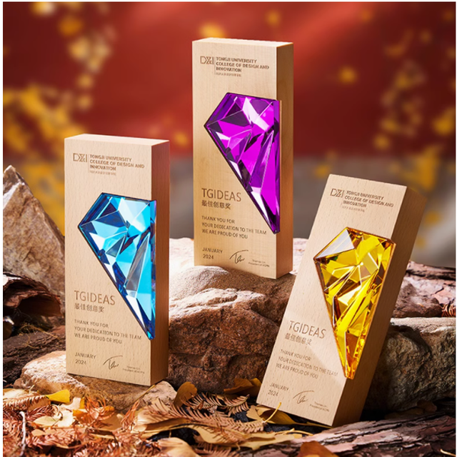 Shining Crystal Crafts Custom Design K9 Crystal Glass Trophy Wood Award for Employee Recognition Awards With Gift Box