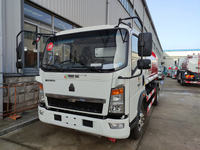 Camion-citerne mobile HOWO 6 roues 4x2 8m³ avec distributeur de carburant et compteur à vendre