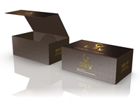 Boîte cadeau pliable de luxe personnalisée couvercle magnétique en carton noir mat gaufrage d'emballages magnétiques rigides pour le visage matériaux recyclés