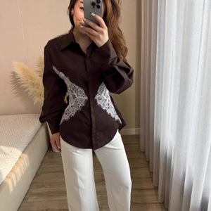 Damen Sommer 2026 Neue Mode Lässige Elegante Elastische Bluse mit Spitzenknöpfen für den Alltag - Product Image 1
