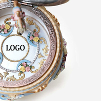 Boîte à musique de carrousel européen rose en résine cadeau bleu rose sur mesure pour la décoration de la maison de vacances