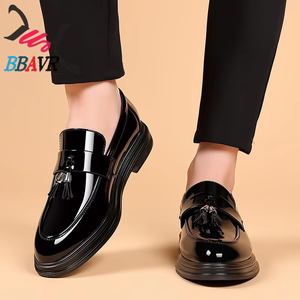 Chaussures en PU pour hommes, style automne, habillées et décontractées, grandes tailles, respirantes, semelle souple en caoutchouc, noires, pour mariage et marié, à enfiler - Product Image 3