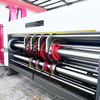 Goedkope automatische flexo kartonnen verpakkingsmachines voor fruit- en pizzadozen, inclusief print-, sleuven- en stansfunctie