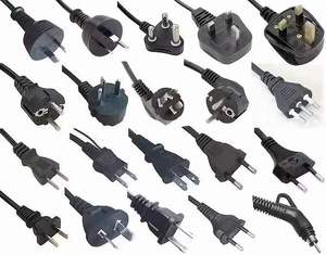 เครื่องฉีดพลาสติกไฮดรอลิกแนวนอนความเร็วสูง พร้อมตลับลูกปืนสำหรับการผลิตปลั๊กไฟฟ้าจากวัสดุเทอร์โมพลาสติก PVC - Product Image 4