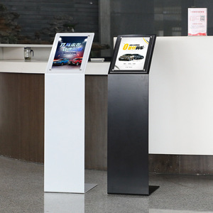 Espositore per Brochure in Acrilico Personalizzato per Concessionaria Auto - Product Image 2