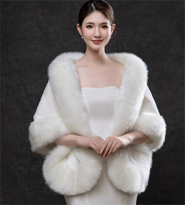 Sciarpa Lunga in Finta Pelliccia Stampata per Abito da Sposa, Bianca, Alta Qualità, Calda per l'Autunno - Product Image 5