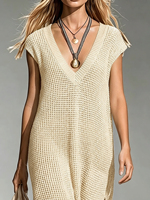 Robe longue maxi en maille tricotée sans manches à col en V pour femme, ajourée sur les côtés, idéale comme cache-maillot de bain ou tenue de vacances