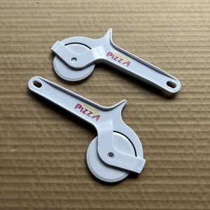 Disposable Plastic Customized <b>Roller</b> Pizza Cutter Kitchen Tool for Cutting Pizza - Product Image 3