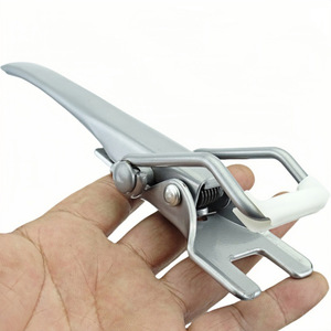 Wuling Rongguang Cargo Box Handle <b>Hook</b> Sleeve <b>Plastic</b> Replacement Part Y99 - Product Image 2