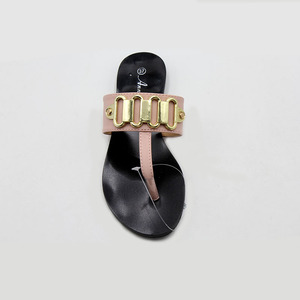 Sandales plates d'été grande taille pour femmes, sandales dorées en métal, sandales d'extérieur couleur unie, sandales pour femmes - Product Image 5