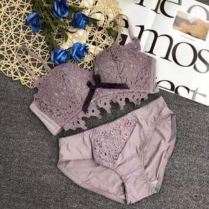 Ensemble soutien-gorge et culotte brodés sans couture une pièce de haute qualité, avec dentelle tendance, rembourré, bonnet trois quarts, sans armatures, grande taille - Product Image 5