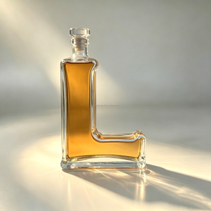 Botellas de Vidrio <span class=keywords><strong>con</strong></span> Forma de Letra Personalizadas al por Mayor, Botellas de Vidrio Vacías Decorativas para Licores, Embalaje Creativo para Whisky y <span class=keywords><strong>Vodka</strong></span> - Product Image 2