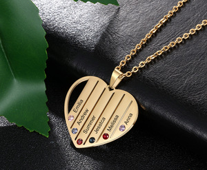 가족을 위한 사용자 정의 스테인리스 심장 디자인 새겨진 이름 목걸이 - Product Image 6