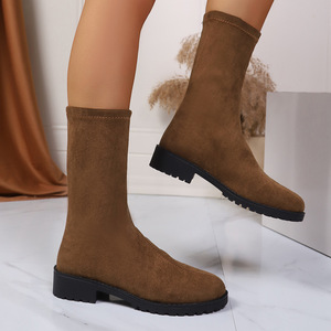 Stivali da Donna Taglia Grande Snellenti Elasticizzati Nuovi Stivali Invernali con Punta Tonda Tacco Grosso in Camoscio a Metà Polpaccio Vendita all'Ingrosso - Product Image 4
