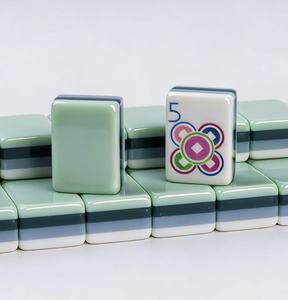 ชุดไพ่นกกระจอกอะคริลิคสีเขียวเข้มสี่ชั้นแบบอเมริกันสุดหรูทันสมัยสั่งทำได้  รักษ์โลกและทนทาน เหมาะสำหรับการสังสรรค์ในครอบครัว - Product Image 6