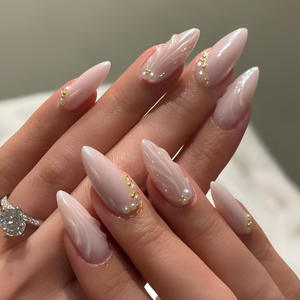 Uñas <span class=keywords><strong>Postizas</strong></span> Cortas de Lujo en Forma de Almendra, Uñas Artificiales Rosadas de Alta Calidad al por Mayor, Juego de Uñas a Presión con <span class=keywords><strong>Pegamento</strong></span> - Product Image 3